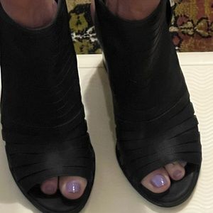 Black open toe booty 3 inch heel